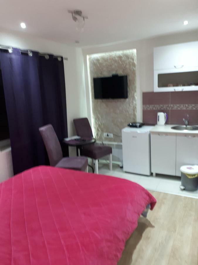 זבליאק Golubovic Apartments מראה חיצוני תמונה